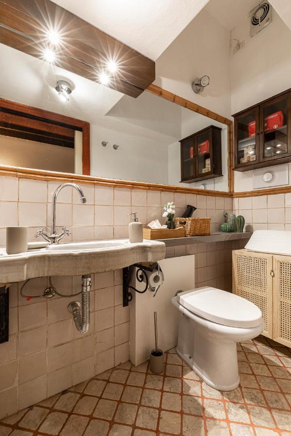 Cozy House In Naviglio Grande - Homy Apartments Milano Eksteriør billede